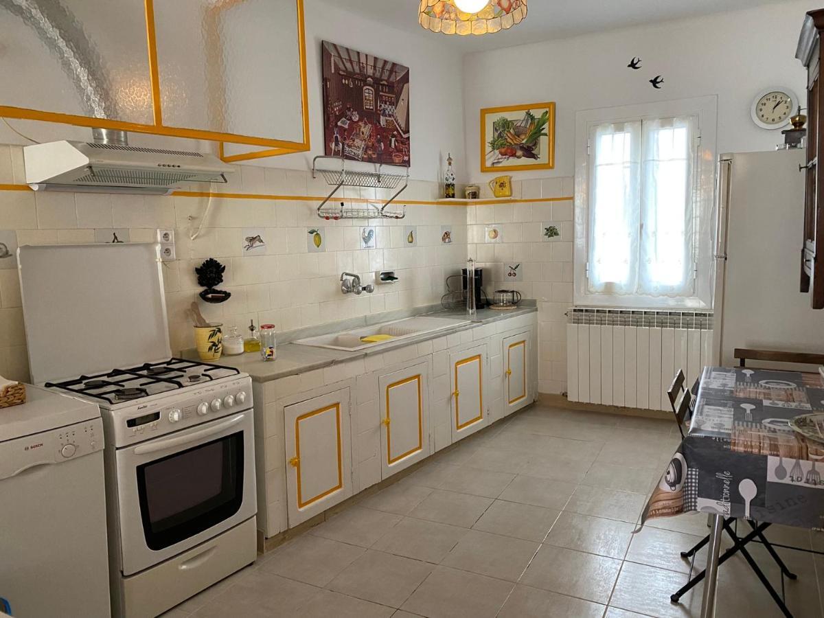 Апартаменты Chez Helene 3 Etoiles, Labellise Disabled Pmr,Pour 4 Personnes Chiens Bienvenus-Pet Friendly Бур-Мадам Экстерьер фото